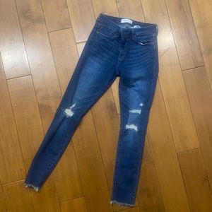 👖A&Fitch jeans. Super skinny mid rise size 27